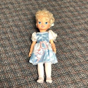 Cinderella doll 👸🏼